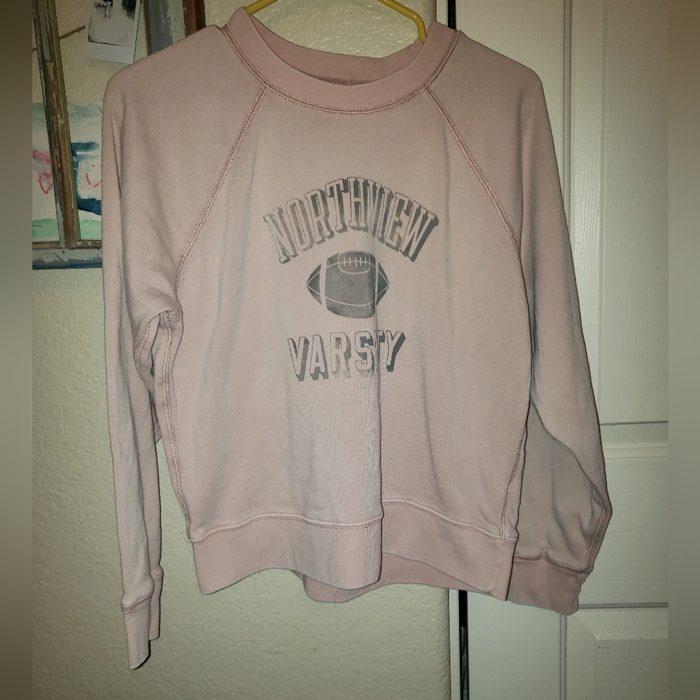 Light pink American Eagle sweater Northern Varsity football. Size medium
